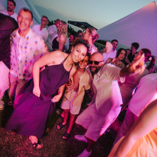 VT_Hochzeiten_und_Events_freezeclicks_Fliegerhütte_Feiern